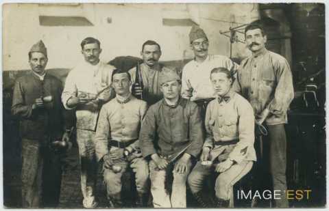 Groupe de soldats français (Vosges)